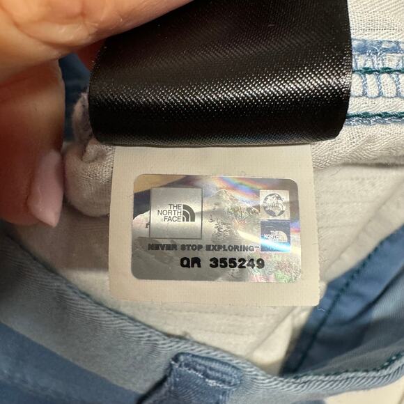 The North Face Mens Blue Checkered Plaid Explore Shorts Stretch Cotton Size 38 - Picture 9 of 11